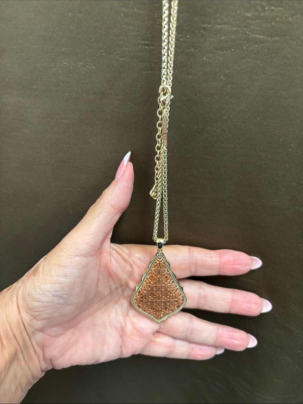 Kendra Scott Gold-Tone Necklace with Brown Textured Teardrop Pendant
